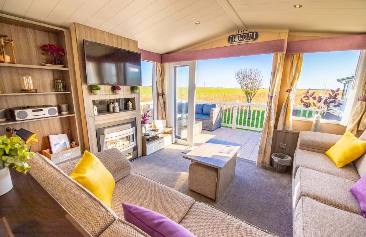 Sea 'N' Stars Platinum Plus Holiday Home With Views, Free Wifi And Netflix Camber Luaran gambar