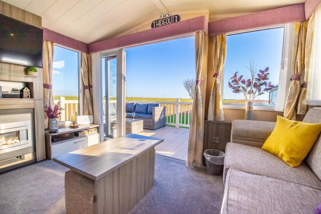 Sea 'N' Stars Platinum Plus Holiday Home With Views, Free Wifi And Netflix Camber Luaran gambar